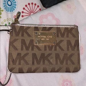 Michael Kors wristlet